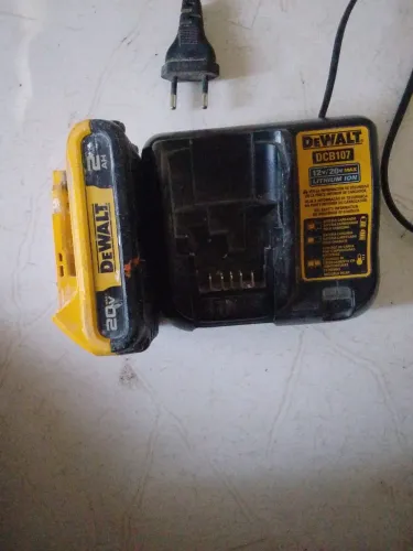 Bateria mais carregador dewalt