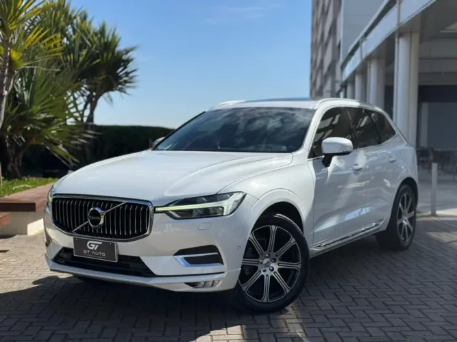 Volvo XC-60 XC 60 T-5 Dynamic 2.0 FWD Turbo Gasolina 4P AUT 2018