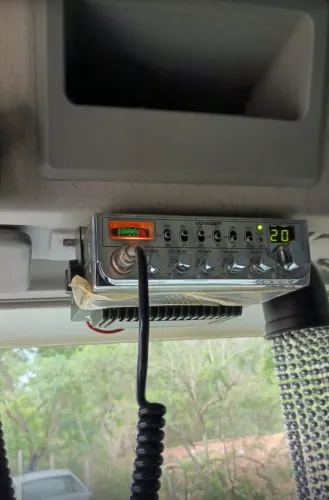 VENDO RÁDIO PX VOYAGER 1140