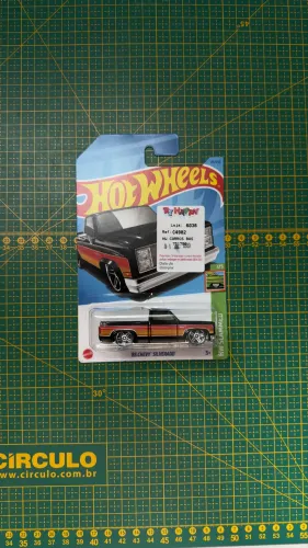 Hot Wheels 83 Chevy Silverado