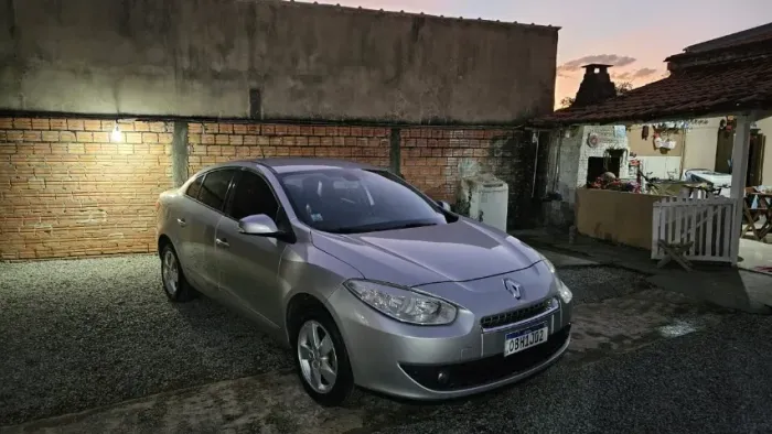 Renault Fluence Sed. Dynamique 2.0 16V Flex Mec. 2013