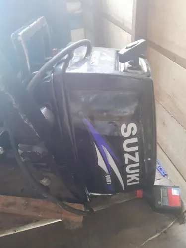 Motor de popa 15 hp suzuki
