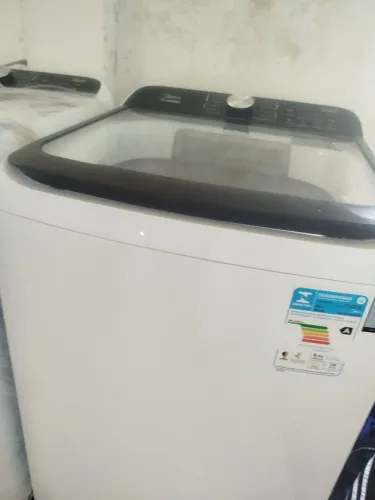 Máquina de lavar MIDEA 15KG?