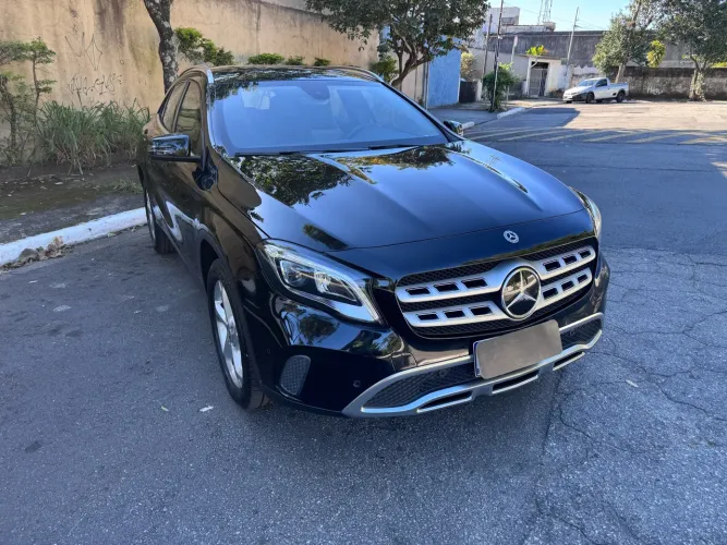 Mercedes-Benz GLA 200 Adv. 1.6/1.6 TB 16V Flex Aut. 2019