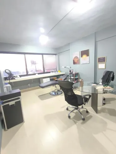 Imóvel para aluguel tem 30 metros quadrados em Setor Bueno - Goiânia - GO