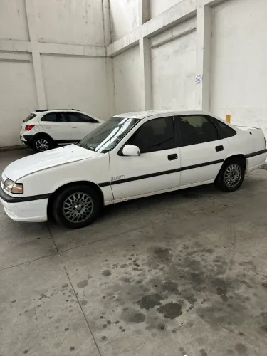 Chevrolet Vectra GLS/expres.2.2/ 2.0 E 2.0 CD 8V 1995