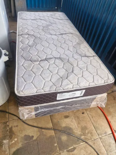 Cama sime nova solteiro 1.88.x88 Box ainda no plástico colchão de molas ensacadas Umaflex