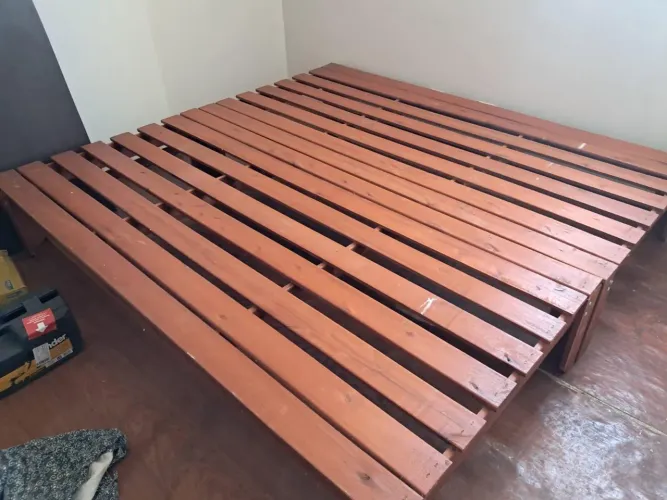 Estrado de cama 