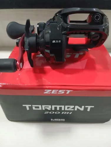 Carretilha Zest Torment novo direita