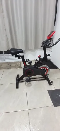 Bicicleta Ergométrica Spinning Preto/Vermelho