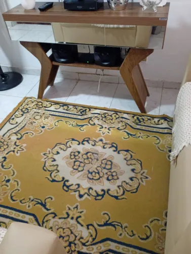 Aparador em perfeito estado de uso
