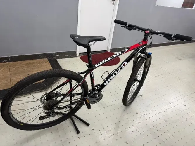 BIKE / BICICLETA VENZO ARO29