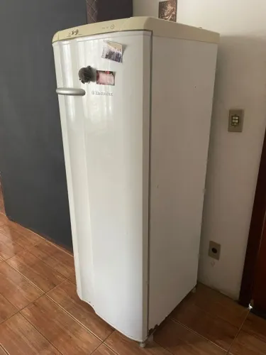 Geladeira Eletrolux