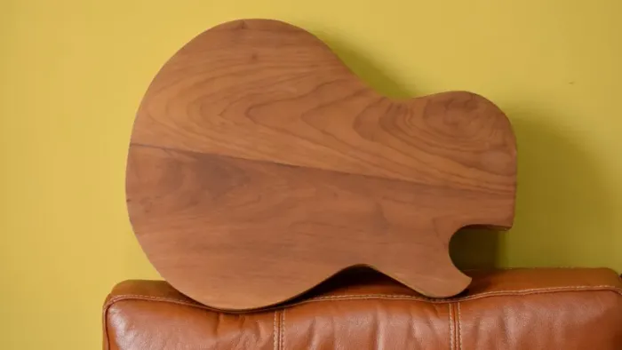 Corpo pré cortado para guitarra Les Paul imbuia caxeta (C273)