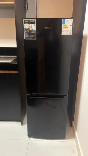 Geladeira EOS 192 Litros Duplex Inverse Preto ERV260IDP 220V