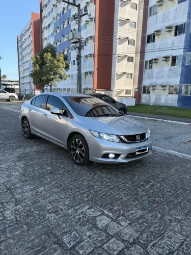 Honda Civic Sedan LXR 2.0 Flexone 16V Aut. 4P 2015