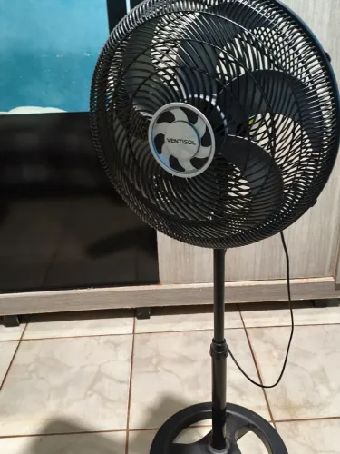 Ventilador de pedestal 