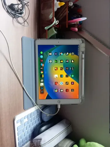 Ipad 8° geração com Apple pencil 1°geração