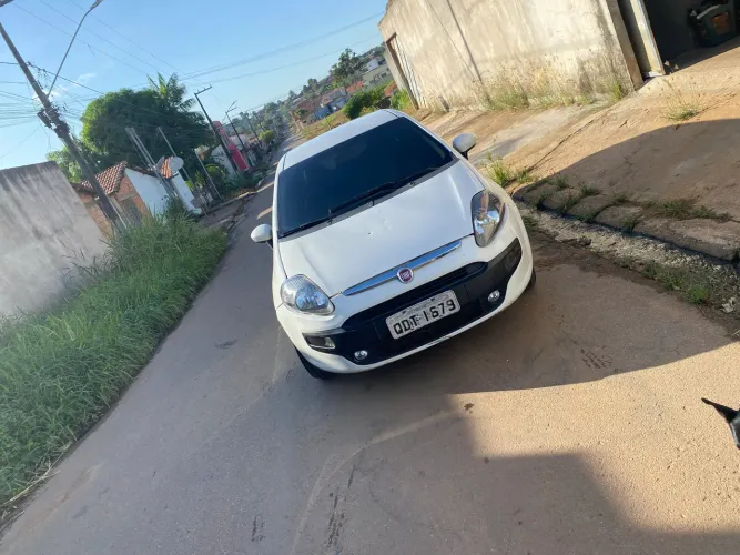 Fiat Punto Attractive Italia 1.4 F.flex 8V 5P 2016