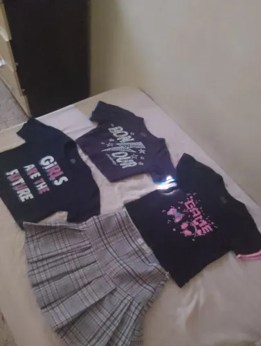 Lote de roupas para menina tamanho 8/10 anos