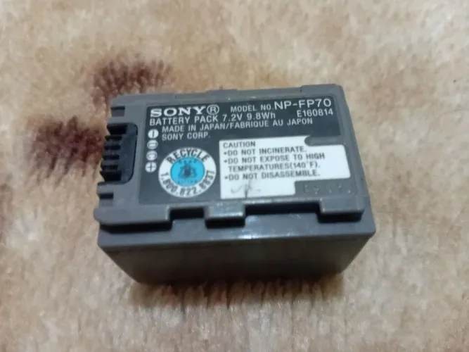 Bateria Sony NP-FP70 para filmadoras nova zerada
