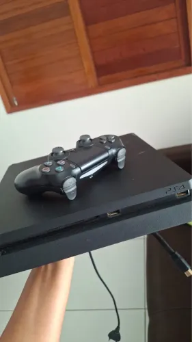 PS4 slim