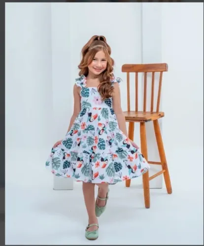 Vestidos e conjuntos menina