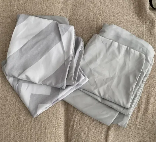 Kit 4 Capas de Almofada Cinza e Chevron