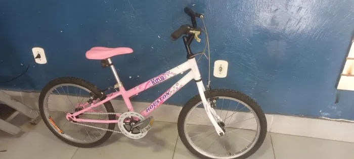 Bicicleta aro 20 feminina semi nova 
