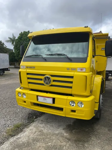Caminhão Caçamba VW 15. 180