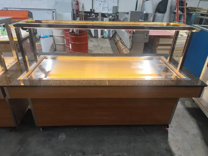 Pista fria para Saladas/ fabricação própria