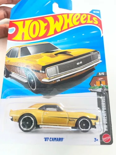 Carrinho '67 Camaro SS - Hot Wheels HW Dream Garage