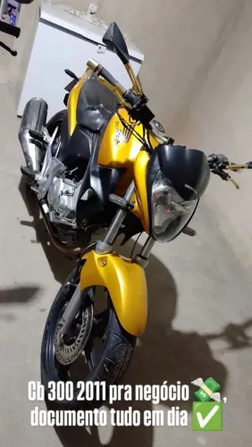 Cb 300 2011 