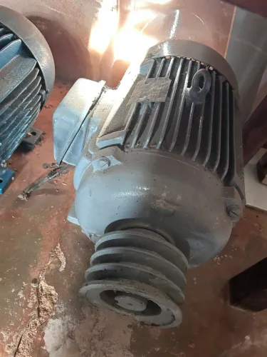 Vendo motor trifásico 12,5 cv erbele