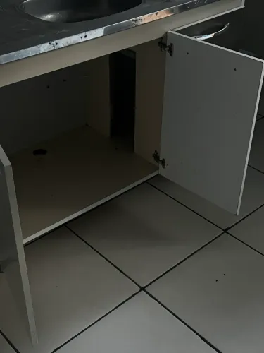Vende-se Pia completa