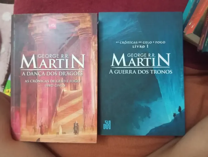 Livros game of thrones 1 e 5