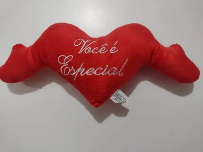Coração de Pelúcia Vermelho "Você É Especial" Bordado - Presente Afetivo e Decorativo