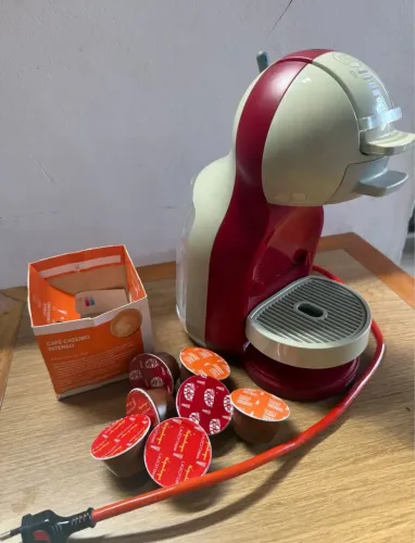  Cafeteira Arno Dolce Gusto Mini Me