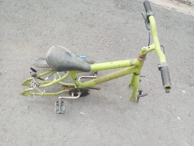 Bicicleta Infantil Aro 20 Verde - Para Reforma, Restauração ou Peças