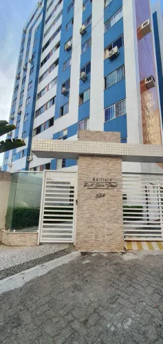 Edifício Port Sant Paul, na Treze de julho. [4233]