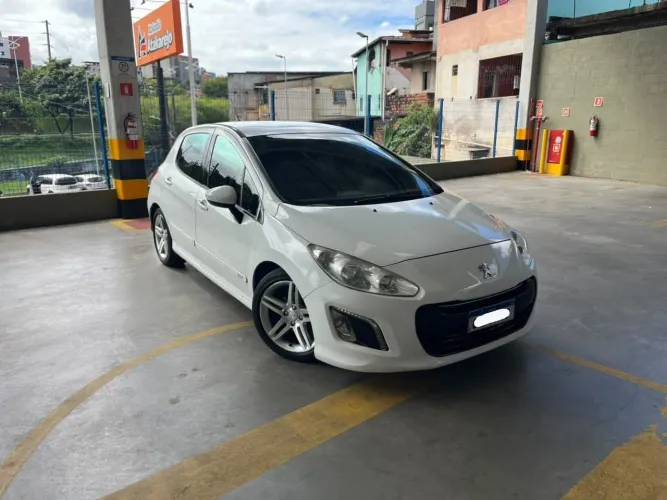 Peugeot 308 Active 1.6 Flex 16V 5P Mec. 2014
