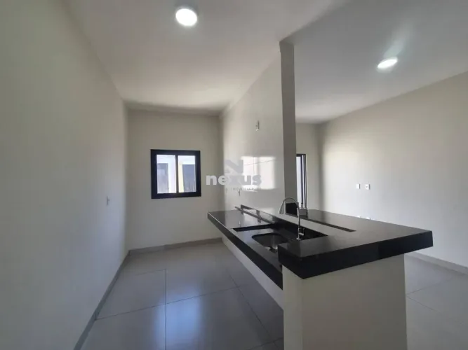 Casa com 2 dormitórios à venda, 70 m² por R$ 350.000 - Luizote de Freitas - Uberlândia/MG