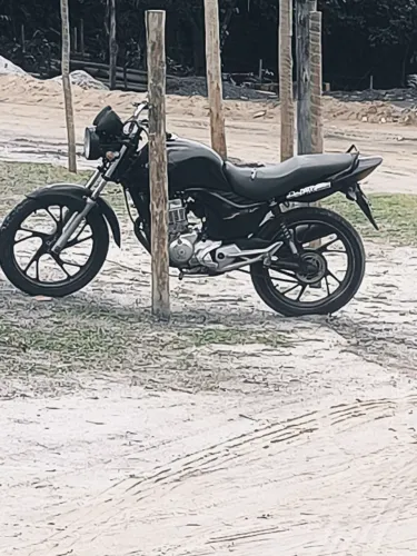 Vendo ou troco Moto fan 125