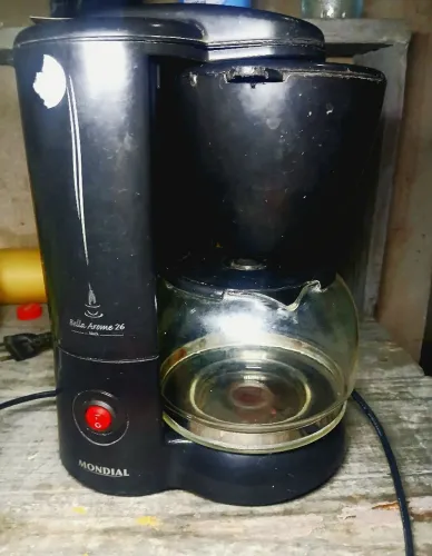 Cafeteira Britânia 15 Xícaras - Funcionando Perfeitamente.