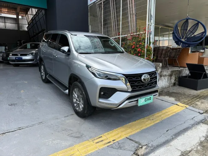 Toyota Hilux SW4 4X4 2.8 Diesel 2024