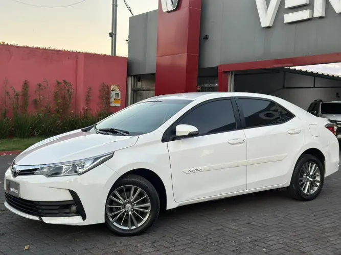Toyota Corolla GLI 1.8 Flex 16V Mec. 2019
