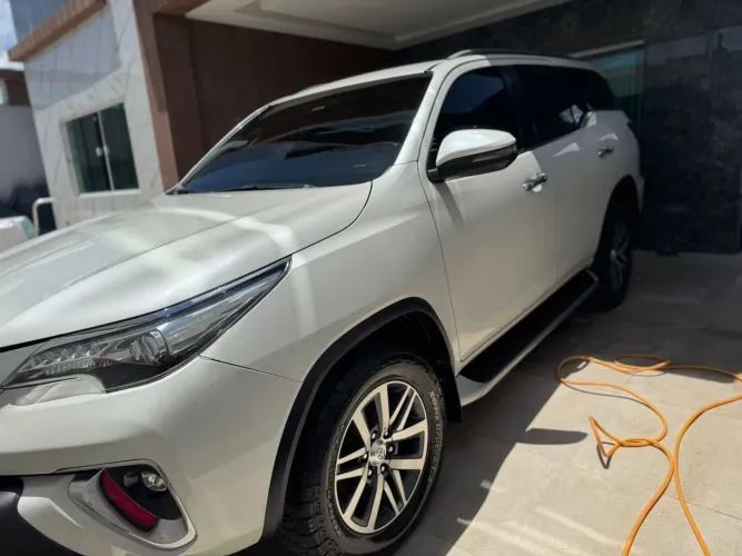 Toyota Hilux SW4 SRX 4X4 2.8 TDI 16V Dies. Aut. 2018