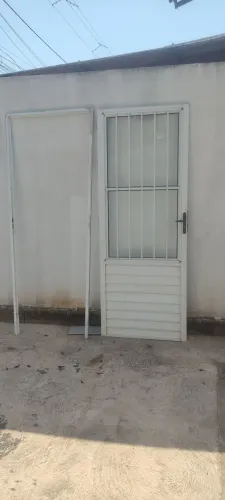 Porta de alumínio