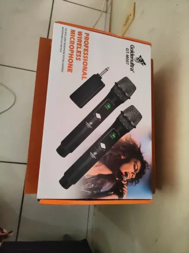 Microfone duplo sem fio dinâmico UHF