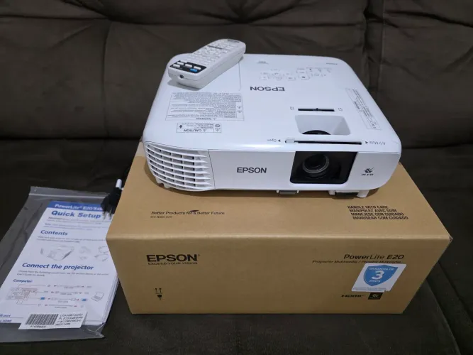 Vendo projetor Epson PowerLite E20 zero